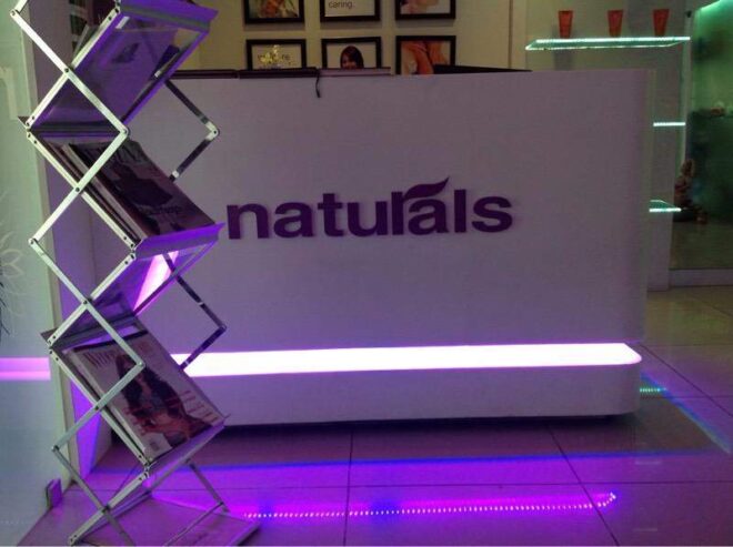 Naturals Family Saloon & Spa