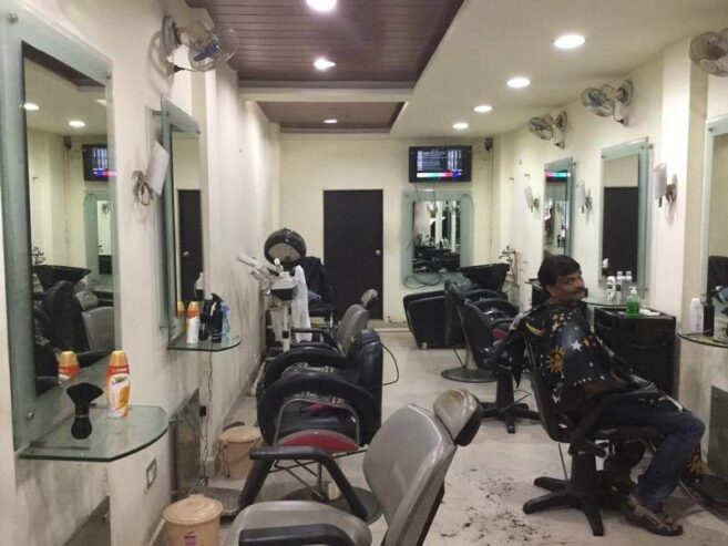 Poornas Hair & beauty Saloon